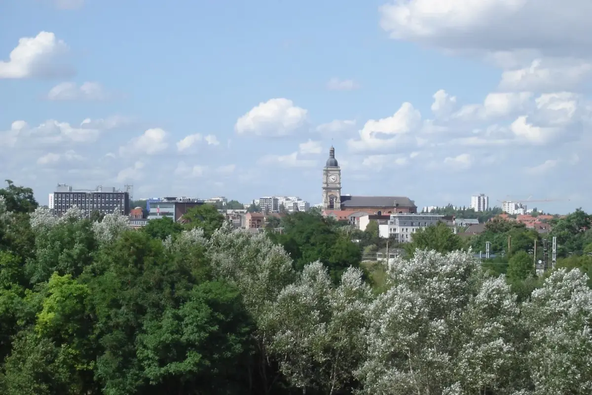 Lens, Pas-de-Calais (62) — pompe à chaleur